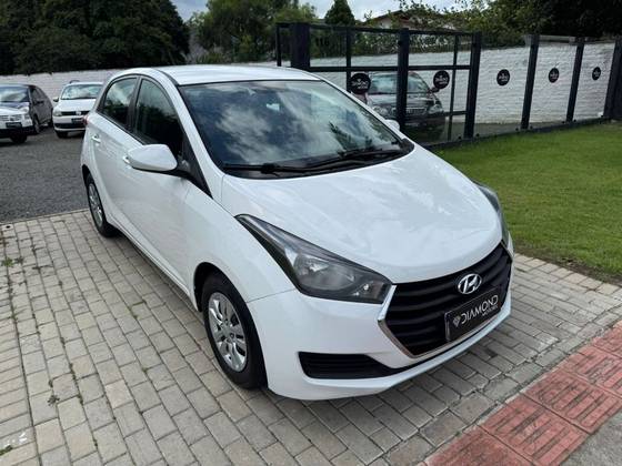 HYUNDAI HB20 1.0 COMFORT 12V FLEX 4P MANUAL